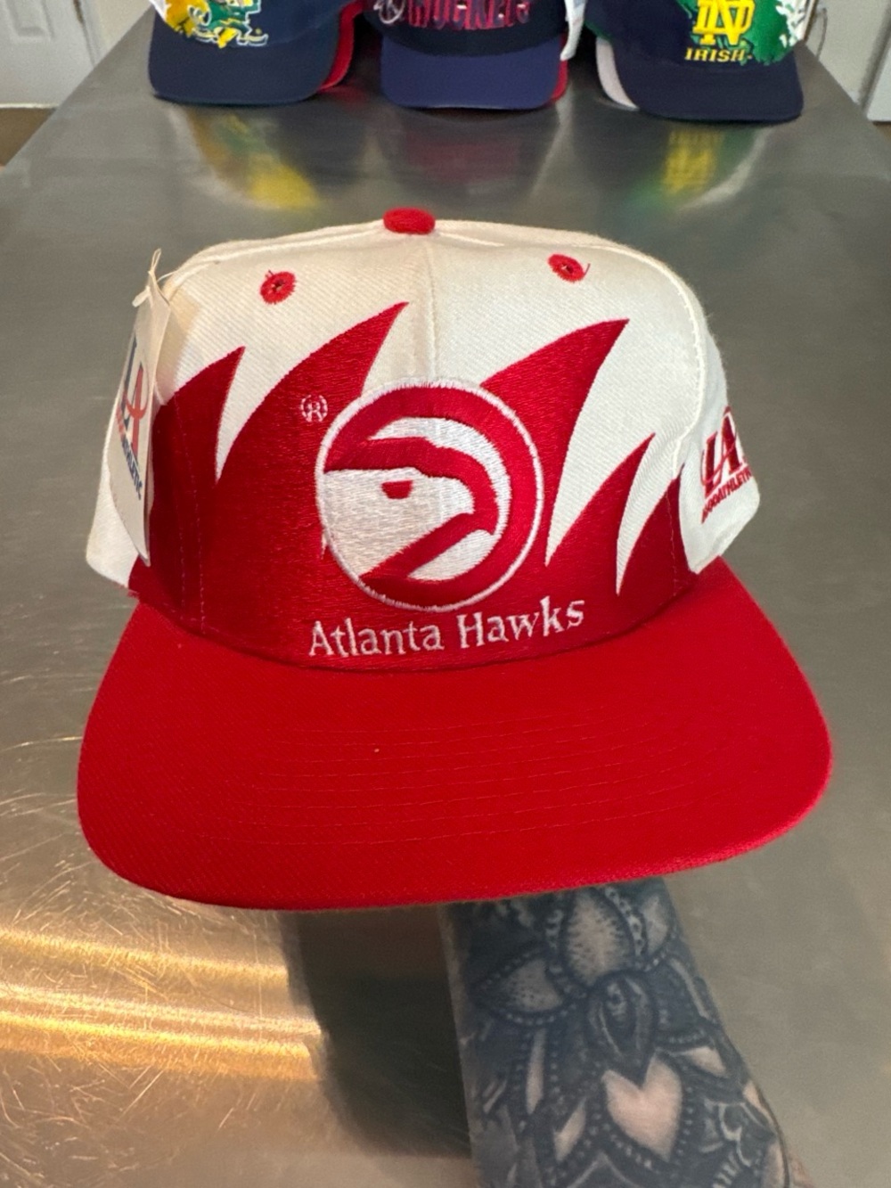 Vintage Atlanta Hawks Sharktooth Logo Athletic Snapback Hat